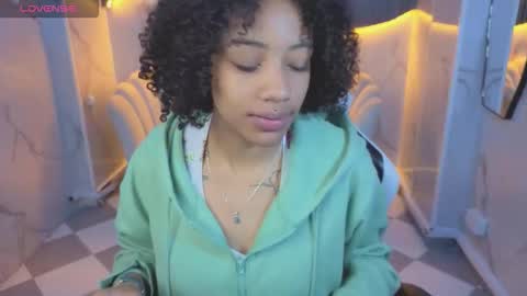 violeth_b online show from 02.18.26