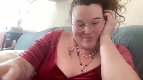 violetlyhappy online show from 03.20.26