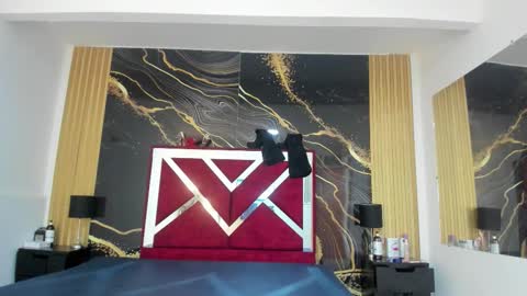 Violet Rose online show from 11.08.25