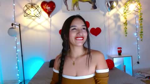 Snapshot of violetsweet_cs chatting on 03.05.25 violetsweet_cs online show from 03.05.25