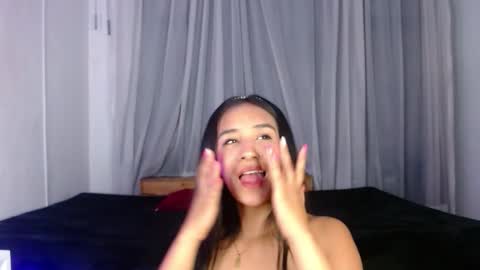Snapshot of violetsweet_cs chatting on 09.17.25 violetsweet_cs online show from 09.17.25