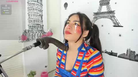 Snapshot of violett_collinss chatting on 06.01.26 violett_collinss online show from 06.01.26