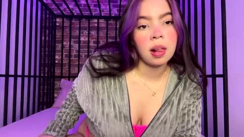 Snapshot of violett_moonx chatting on 05.30.26 violett_moonx online show from 05.30.26