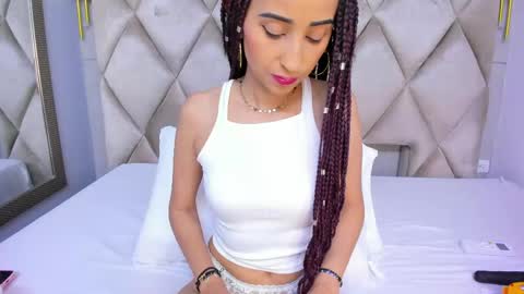 Violett  online show from 04.16.26