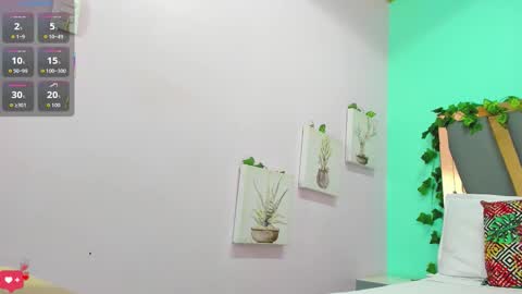 V I O L E T T E  online show from 03.09.26