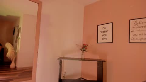 violetta_bold online show from 09.10.25