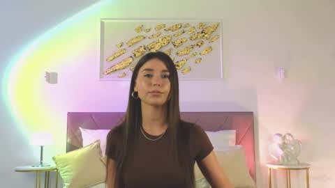 Snapshot of violetta_finch chatting on 10.20.25 violetta_finch online show from 10.20.25