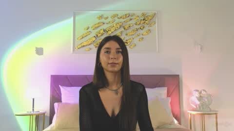 Snapshot of violetta_finch chatting on 10.21.25 violetta_finch online show from 10.21.25