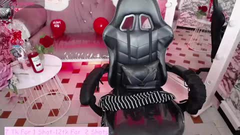 Violetta  online show from 02.14.25