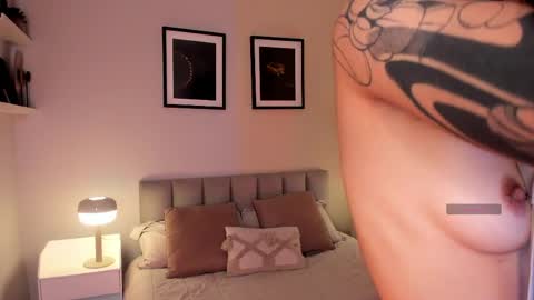 Violetta nur online show from 04.20.26