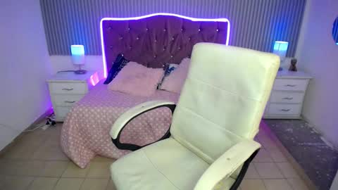 Snapshot of violetta_skinny_ chatting on 03.04.26 violetta_skinny_ online show from 03.04.26