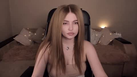 ViolettaOtis online show from 02.20.25