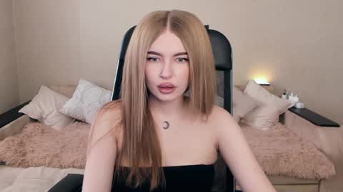 ViolettaOtis online show from 03.03.25