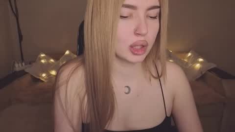 ViolettaOtis online show from 12.03.25