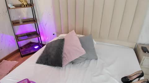 violettarousee online show from 04.07.26