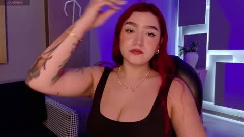 Violett Castel online show from 12.21.25