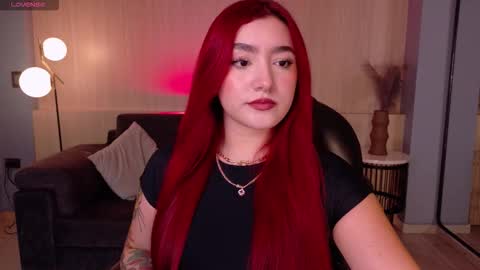 Violett Castel online show from 12.22.25