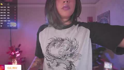 Snapshot of violette_clerk1 chatting on 02.10.26 JULIE UWU online show from 02.10.26