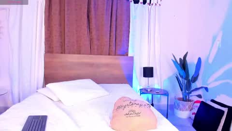 Violett online show from 04.19.26