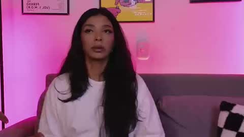 Violet online show from 09.19.25