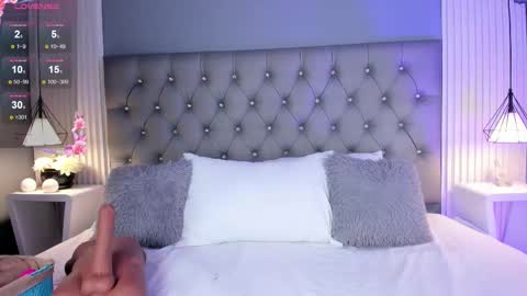 VioletthaRous online show from 11.27.25