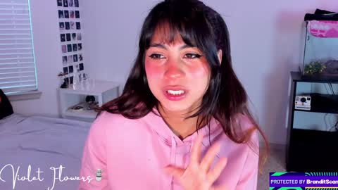 Violet Flowers online show from 12.28.24