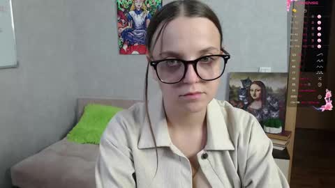 Violet online show from 09.27.25