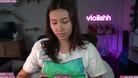 Snapshot of violishh chatting on 02.15.25 follow me on twitter violishh and ig violishh online show from 02.15.25