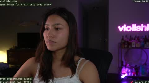 Snapshot of violishh chatting on 03.04.25 follow me on twitter violishh and ig violishh online show from 03.04.25