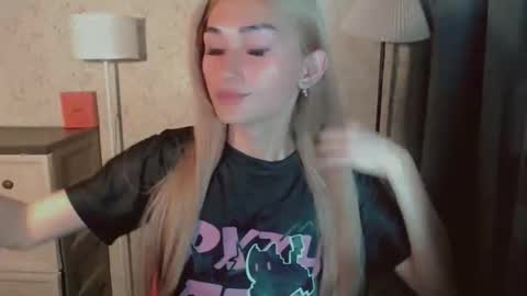 Pearl online show from 11.26.25