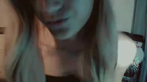 Pearl online show from 12.21.25