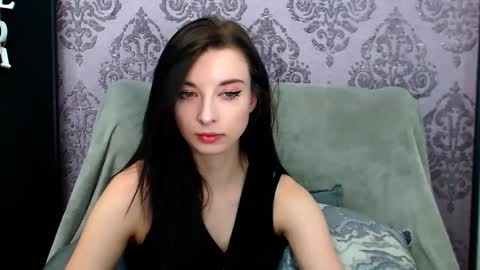 Snapshot of virgiluna chatting on 04.30.26 VirginLuna online show from 04.30.26