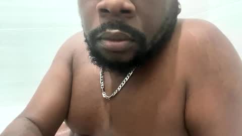 Snapshot of virgoincredible25 chatting on 12.01.25 Elle Hood online show from 12.01.25