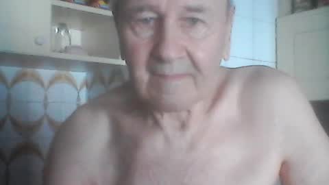 Snapshot of virgomandel chatting on 07.22.26 virgomandel online show from 07.22.26