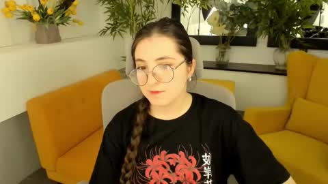 Snapshot of virtualvoyant chatting on 11.07.25 your love online show from 11.07.25