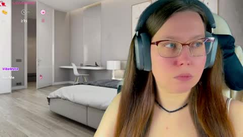 Victoria Romans online show from 04.09.26