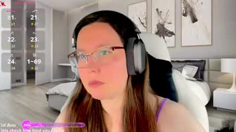 Snapshot of visecret chatting on 07.16.26 Victoria Romans online show from 07.16.26