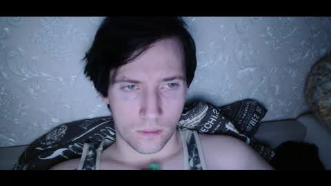 Snapshot of vitiligoboyy chatting on 11.21.25 vitiligoboyy online show from 11.21.25