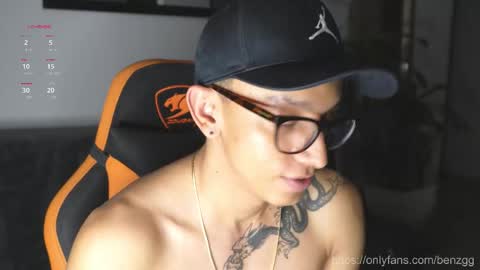 VITO BENZ online show from 11.17.25