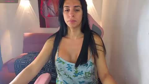 Snapshot of vittoria_lombardi07 chatting on 07.31.26 VITTORIA online show from 07.31.26