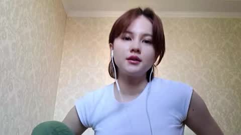 Snapshot of vivatrude chatting on 02.21.26 Sonya online show from 02.21.26