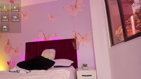 Viviana  online show from 09.13.25