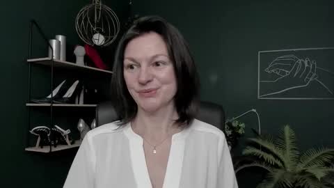 Vivian online show from 01.19.26