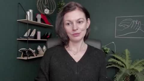 Vivian online show from 03.06.26