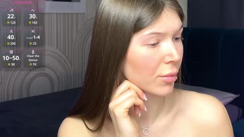 Vivian Evans online show from 02.04.25