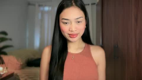 Snapshot of vivian_roberts chatting on 06.17.26 Vivian online show from 06.17.26