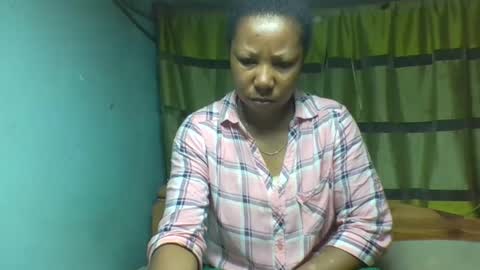 viviane0812 online show from 10.02.25