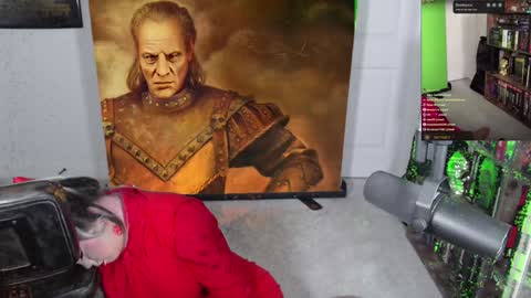 Snapshot of vivianfrost chatting on 12.20.24 VivianFrosty online show from 12.20.24