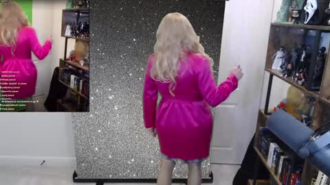 Snapshot of vivianfrost chatting on 01.08.25 VivianFrosty online show from 01.08.25