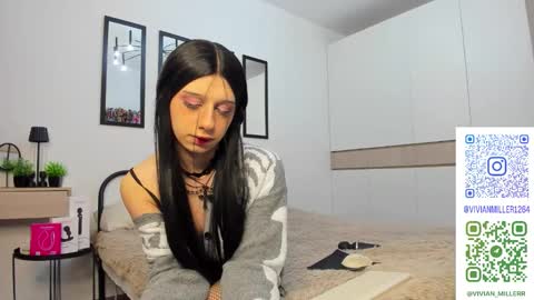 Vivian online show from 09.11.25